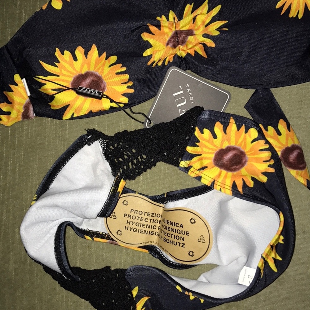New Sunflower Print Bikini Set